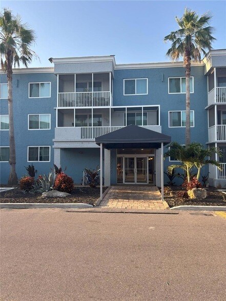 Photo - 2755 Coconut Bay Ln