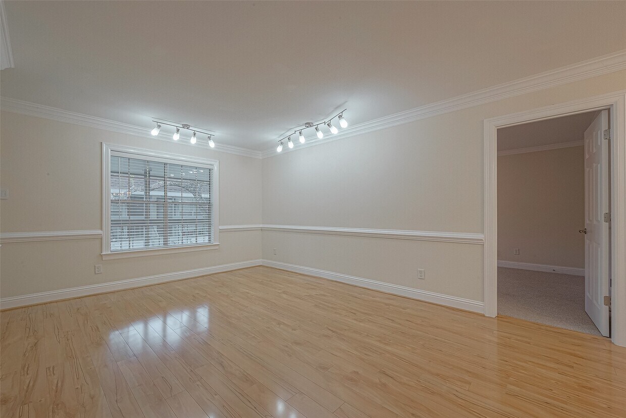 Foto del edificio - 2350 Bering Dr
