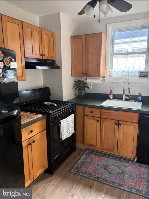 Foto del edificio - 131 E Ormond Ave