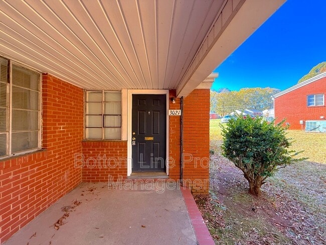 Foto del edificio - 3021 Marlborough Rd