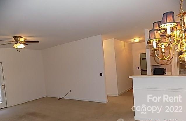 Building Photo - 9968 Hyde Glen Ct