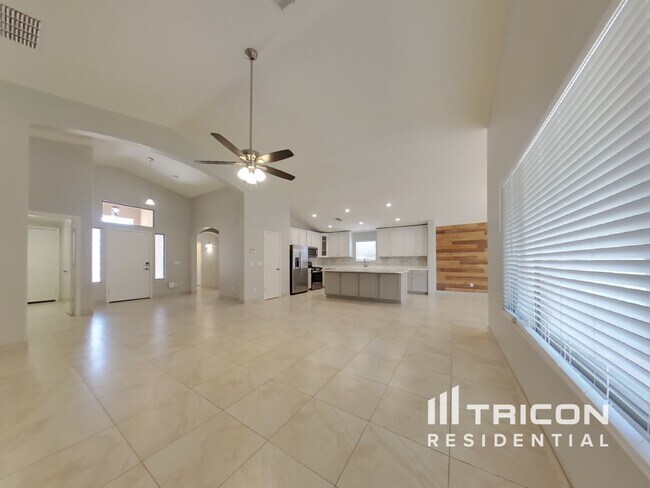 Foto del edificio - 17775 W Eugene Terrace