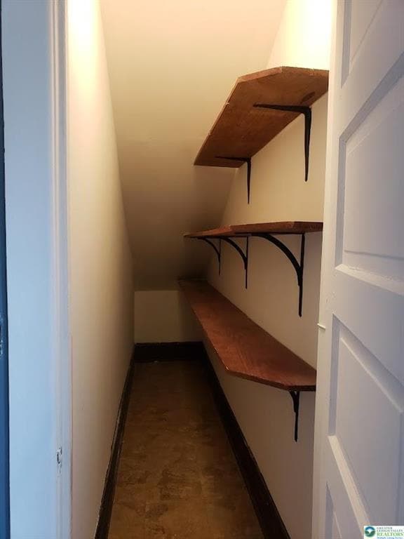 Foto del edificio - 915 S Front St