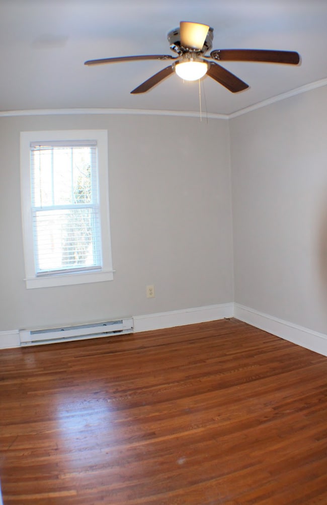 Building Photo - 113 Ashwood Rd