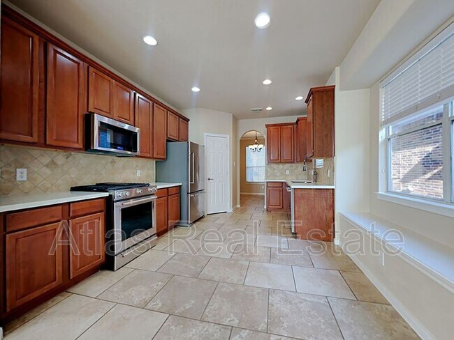 Building Photo - 15 Fillgrove Pl