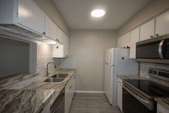 Building Photo - 4647 Wild Indigo St