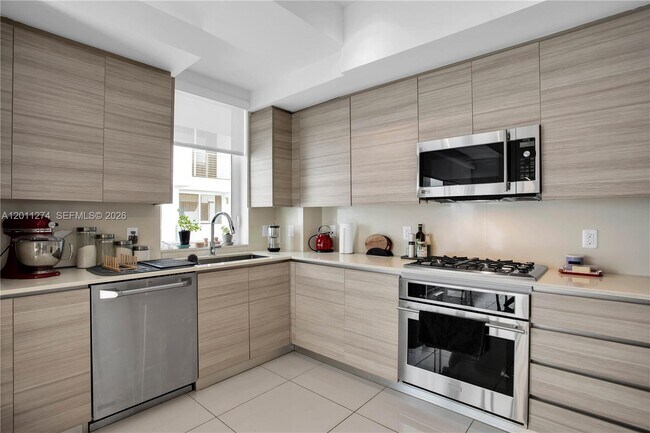 Foto del edificio - 87 N Shore Dr