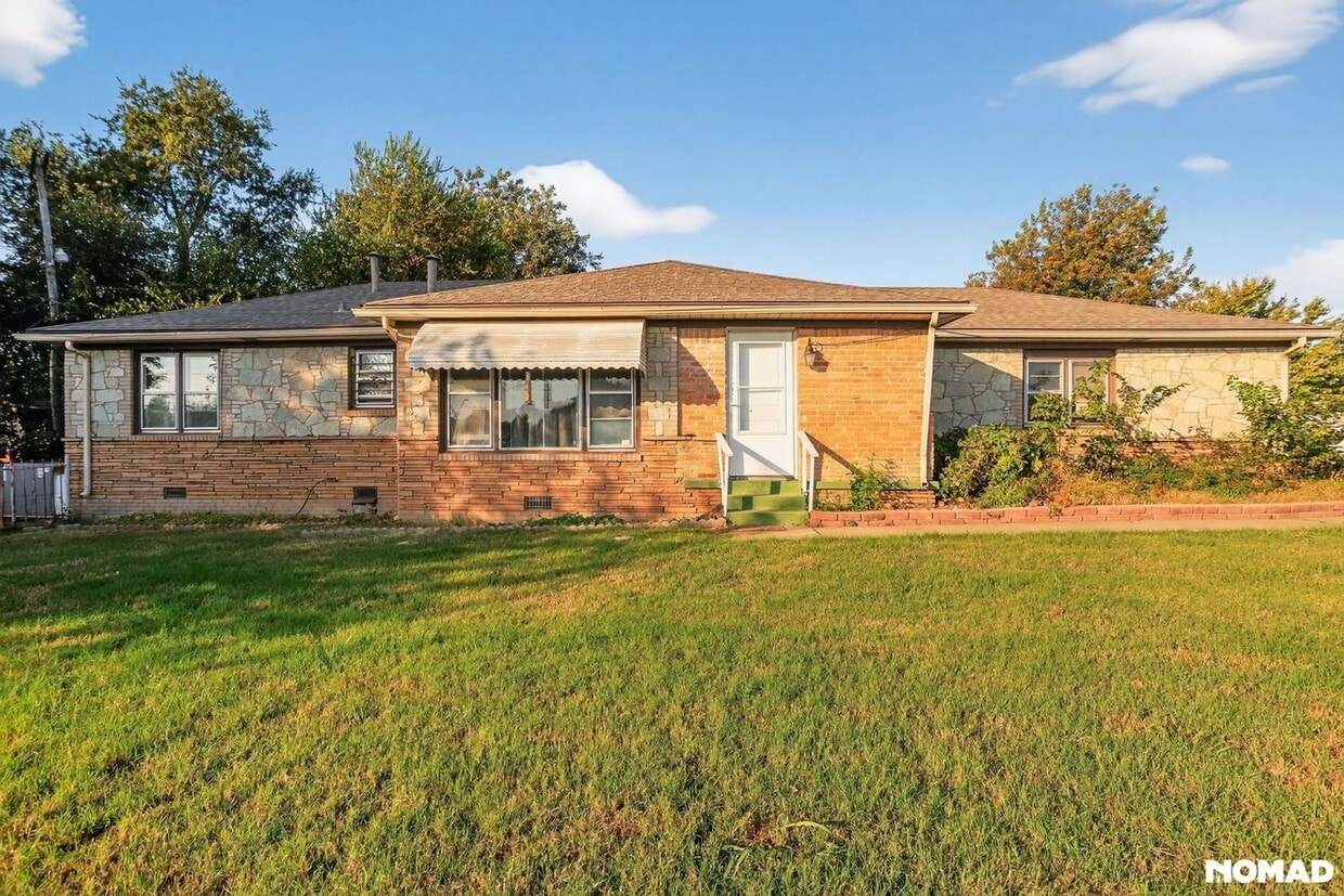 Foto principal - 3500 NW 14th St