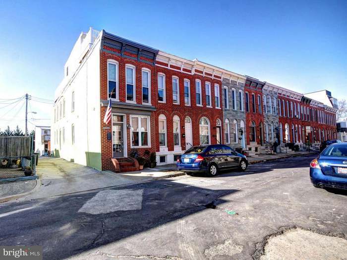 Primary Photo - 1424 Clarkson St