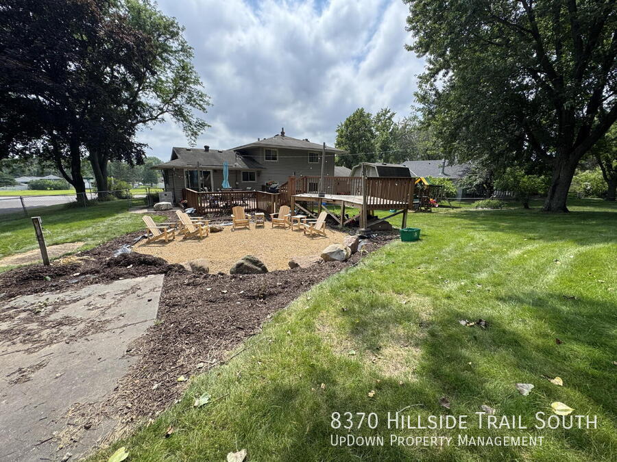 Foto principal - 8370 Hillside Trail S