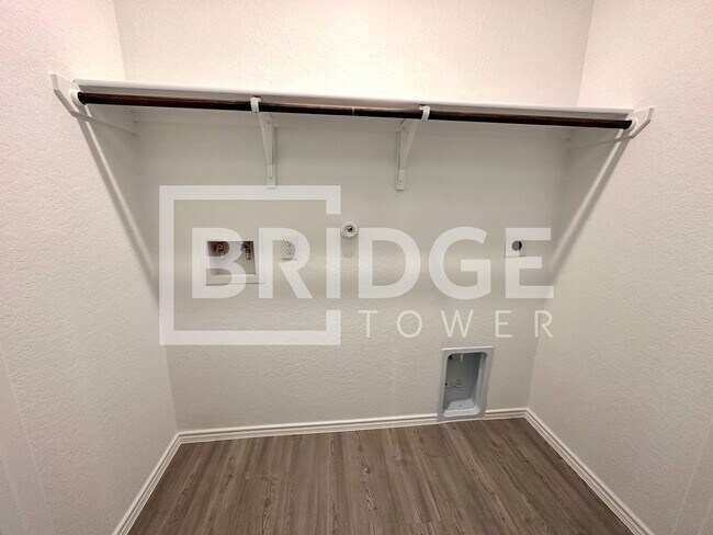 Building Photo - 2416 Lake Hills, New Braunfels, TX 78130