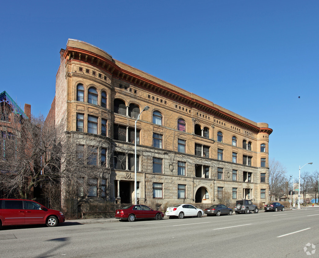 Foto del edificio - Coronado Apartments II