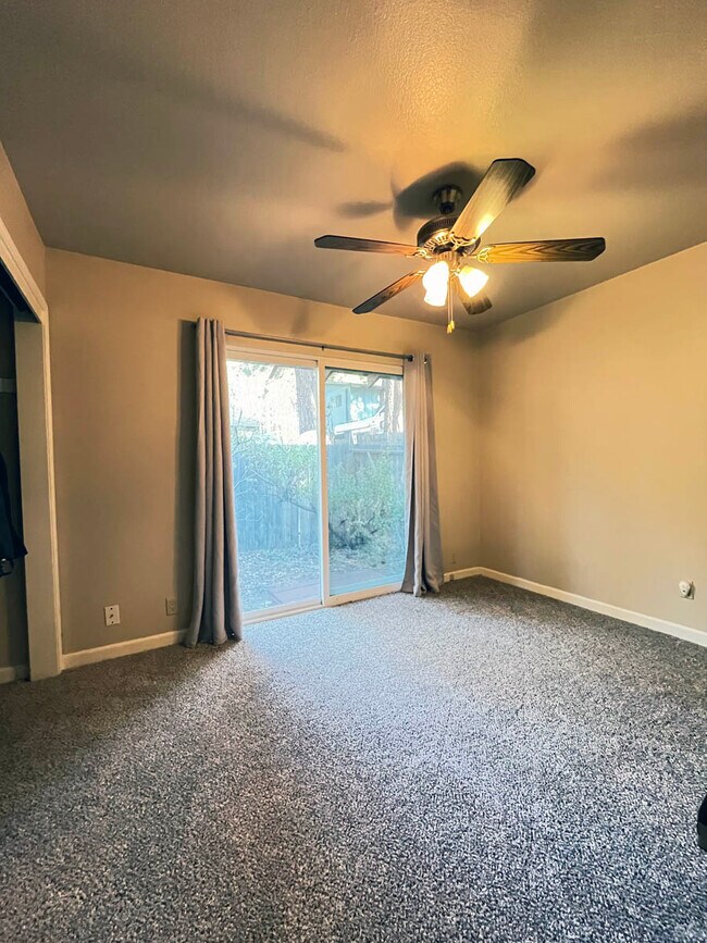 3694 Tamarack Ave Unit A, South Lake Tahoe, CA 96150 Condo for Rent