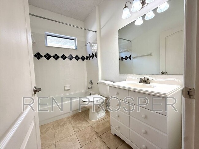 Building Photo - 1704 Riveredge Rd