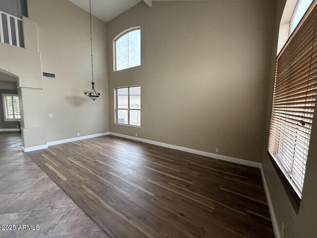 Foto del edificio - 6079 W Irma Ln