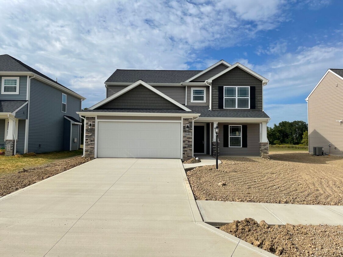 Primary Photo - 1646 Teniente Ct