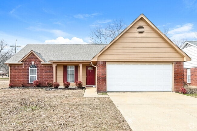 Building Photo - 7395 Bridle Cove
