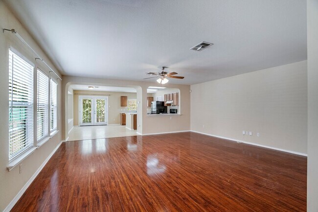 Foto del edificio - 2101 Deer Creek Trail