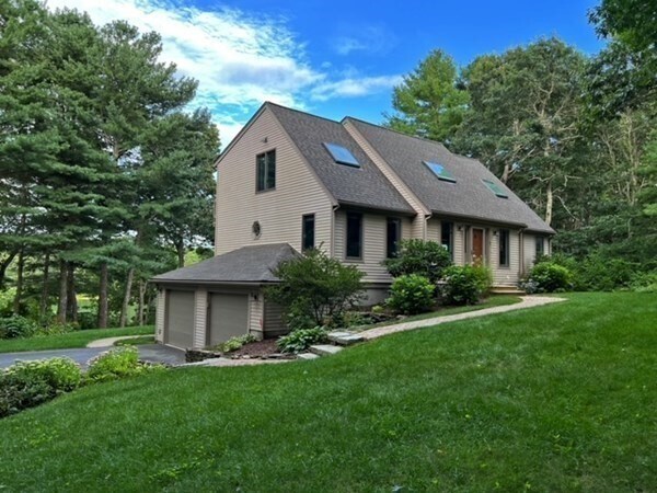 Building Photo - 47 Timberlane
