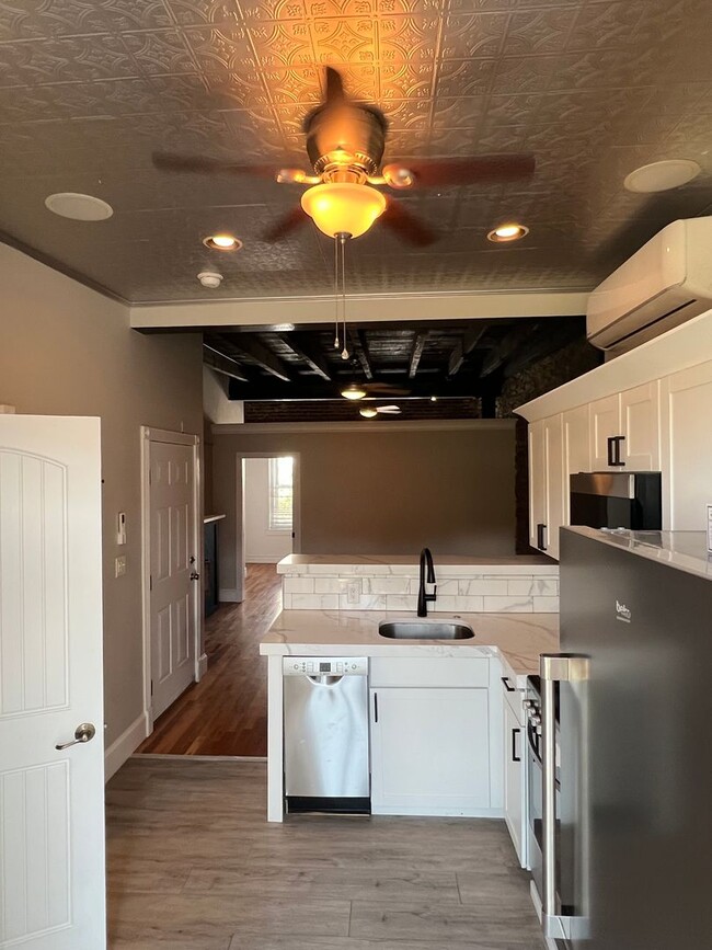 Photo - 4352 Main St Apartment