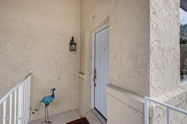 Building Photo - 2912 St Johns Ave