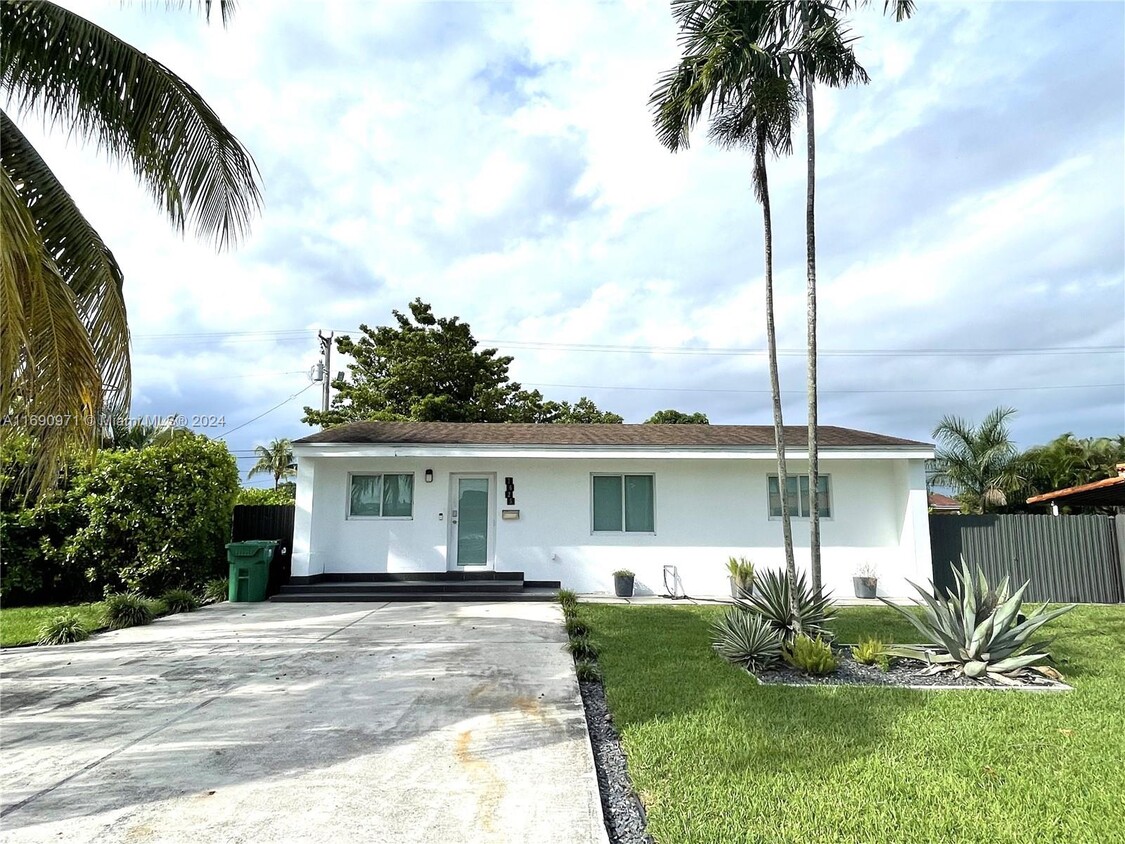 Foto principal - 7625 SW 21st St