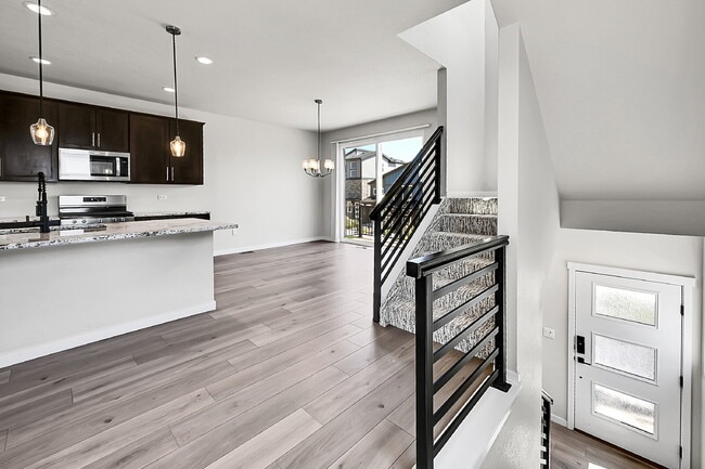 Building Photo - $2,650 - 4 bed, 3.5 bath updated home in C...