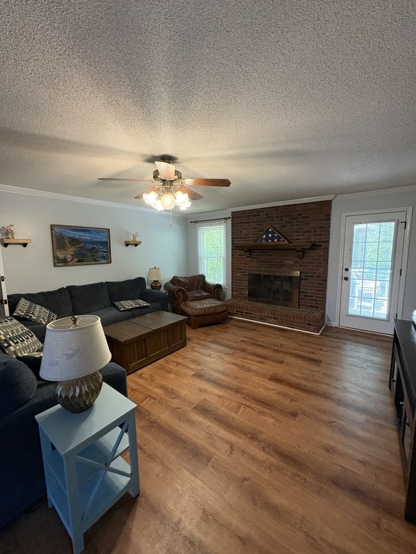 Foto del edificio - 321 N Valley View Dr