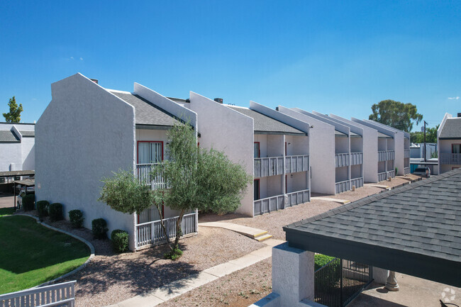 Foto del edificio - Woodbridge Apartment Homes