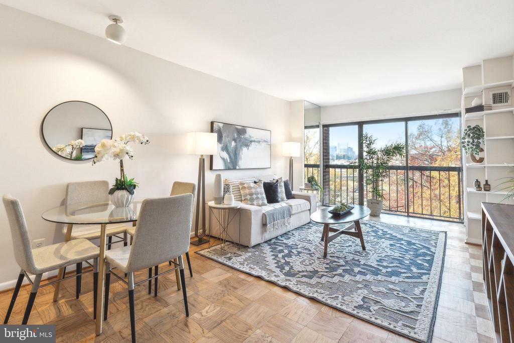 Foto principal - 1001 26th St NW