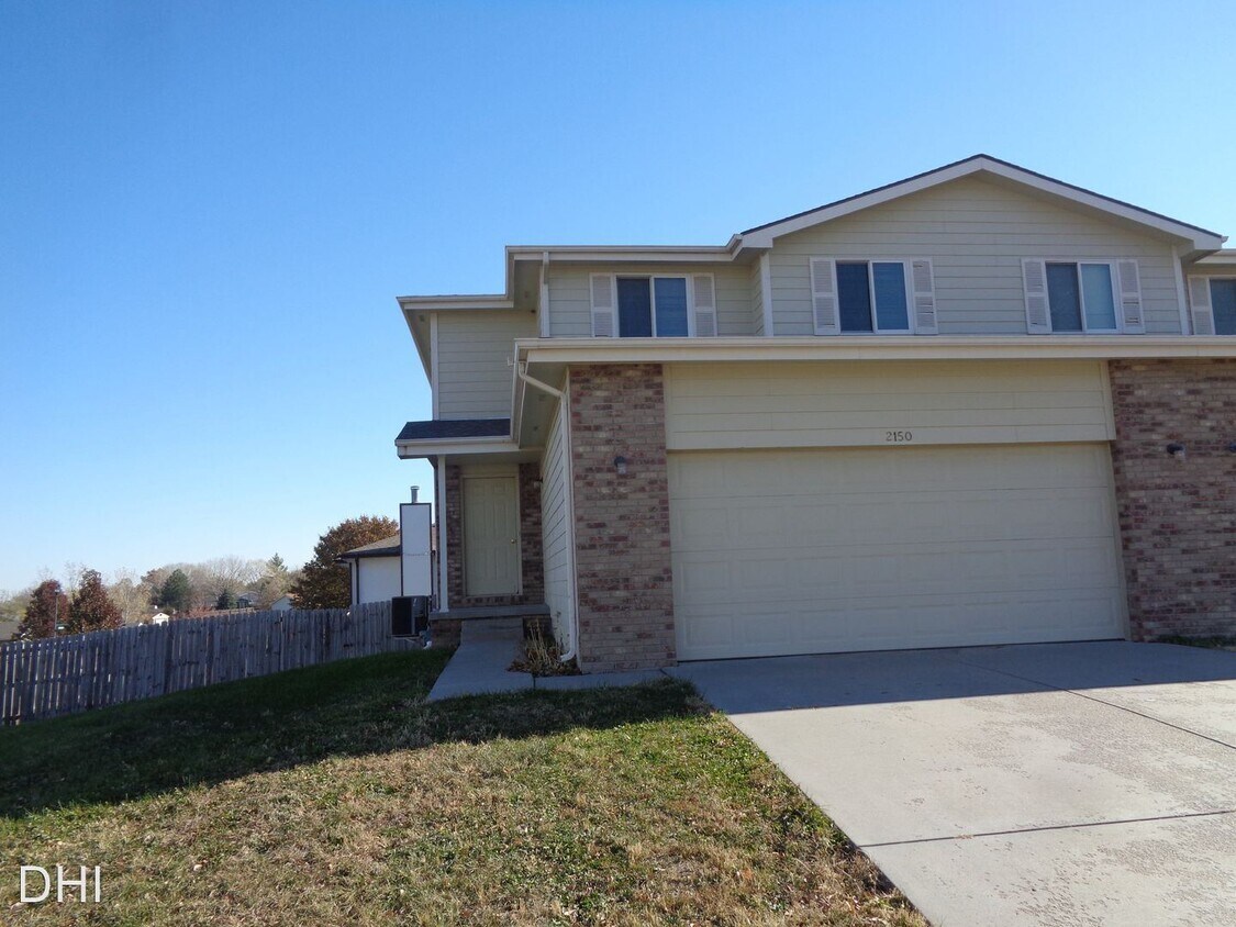 4 br, 3.5 bath House 2150 NW 55th Street House Rental in Lincoln