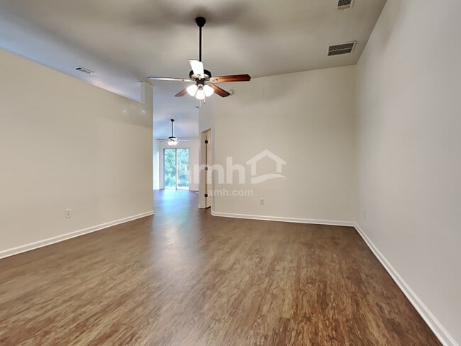 Foto del edificio - 10207 Normandy Cove Street