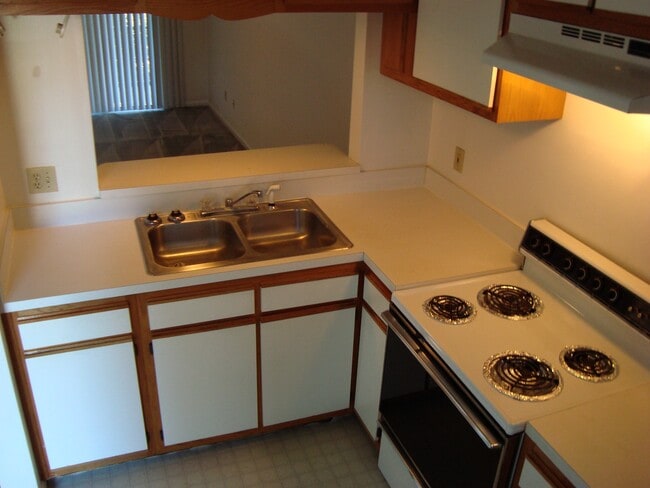 Building Photo - 170 Baisden Rd