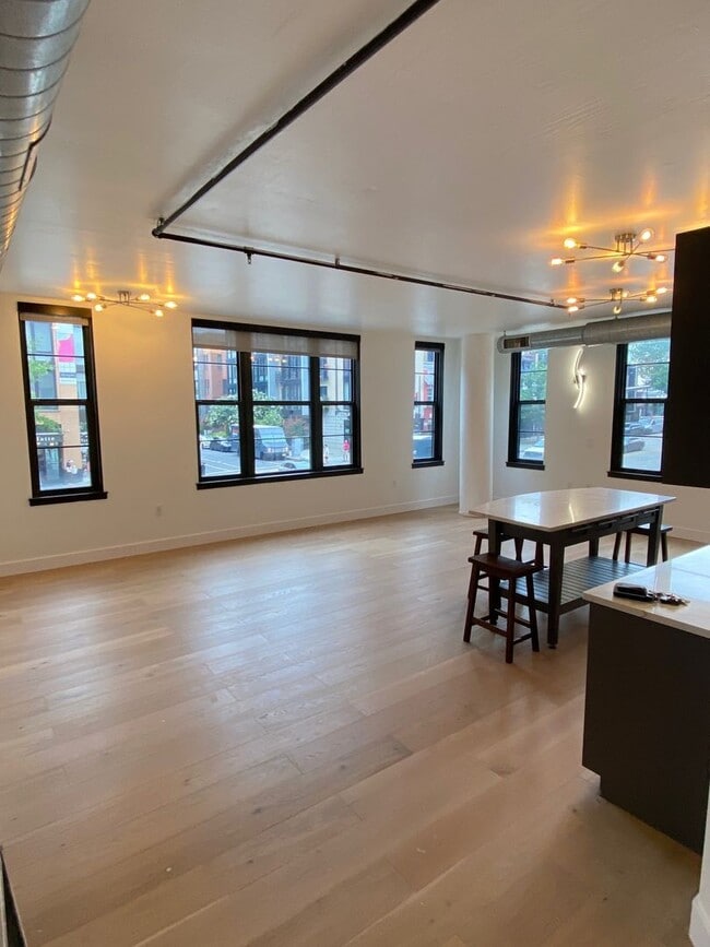 Building Photo - 2125 14th St NW