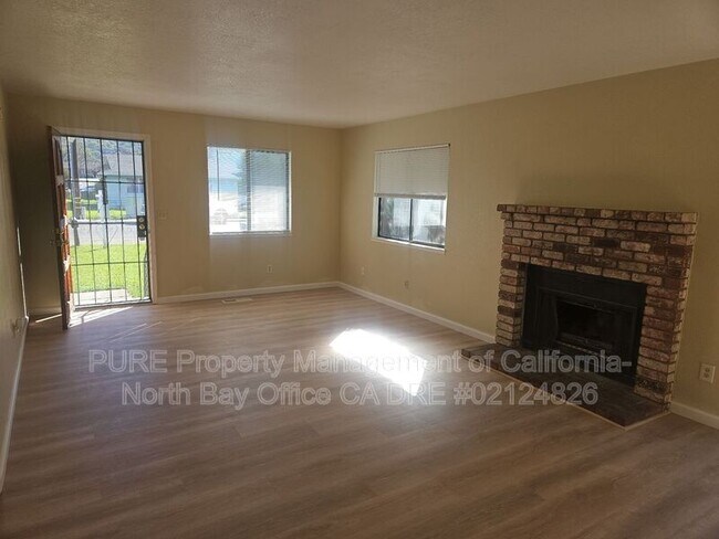 Foto del edificio - 120 Oak Manor Dr