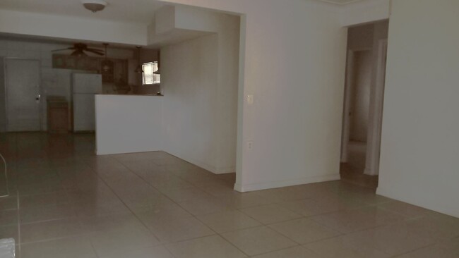 Foto del edificio - 2/1 Single family home with fenced in yard