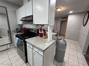 Building Photo - 2409 N Bruce St