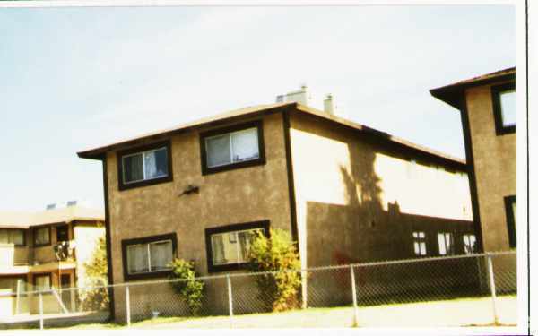 Foto del edificio - 1504 Cobb Ln