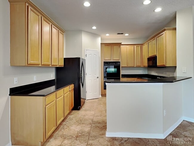Building Photo - 17519 Balmaha Dr