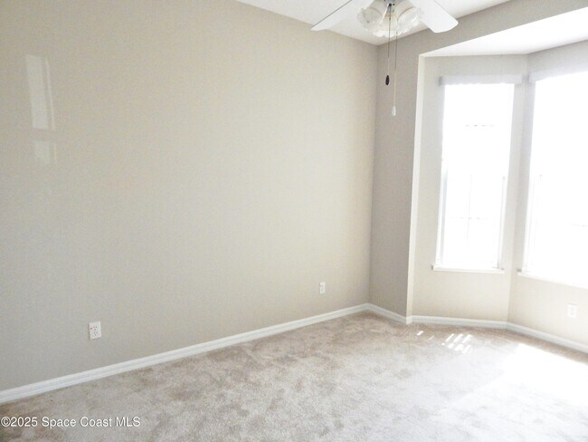 Foto del edificio - 4590 Brantford Ct