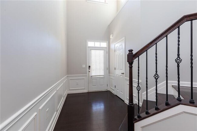 Foto del edificio - 842 Northam Ln NE