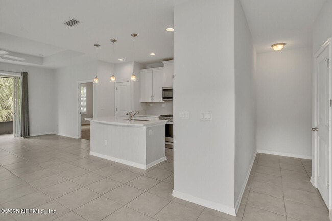 Building Photo - 133 Leeward Island Dr
