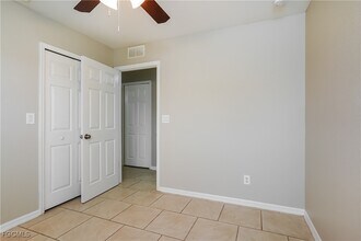 Building Photo - 1032 Halby Ave S