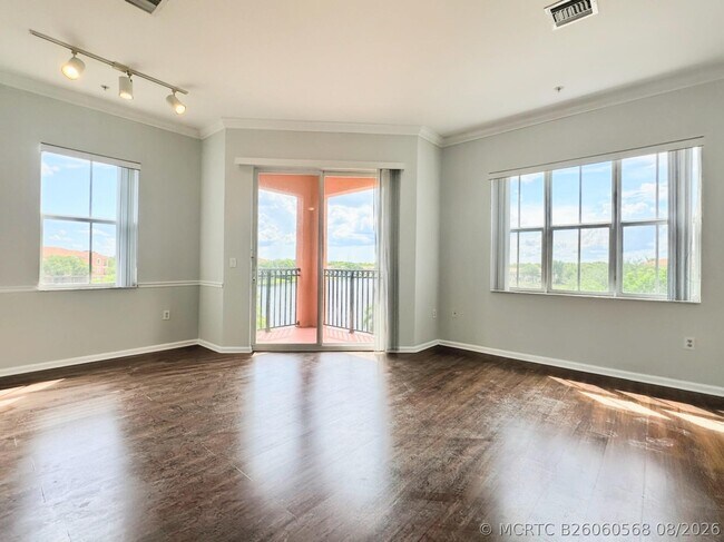 Building Photo - 4600 SW 160th Ave