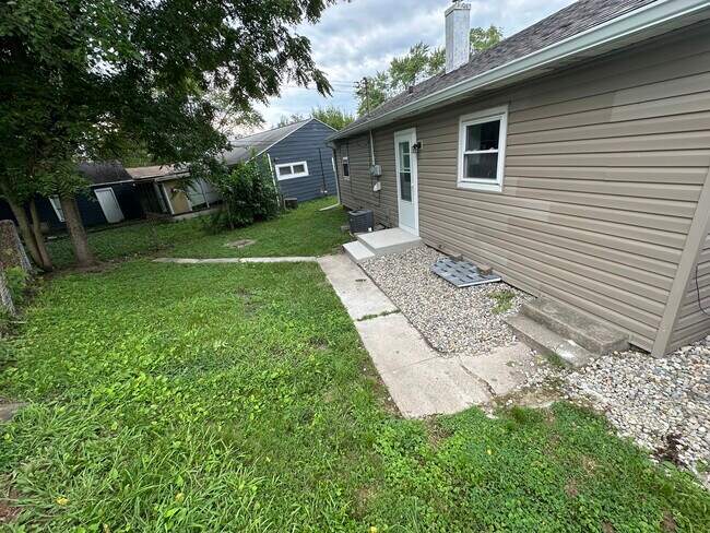 Área trasera de la casa - 1309 Hedgewood Dr