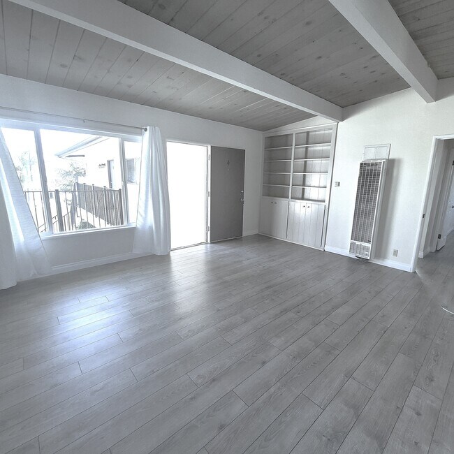 Foto del edificio - 312 Avenida Cabrillo