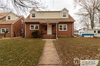 Building Photo - 346 Carteret Ave