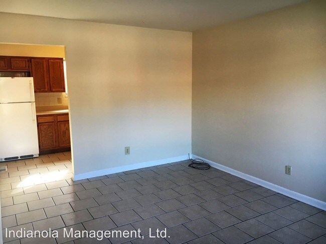 Building Photo - 714-714 Riverview Dr