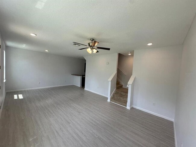 Building Photo - 112 Holly Village Dr