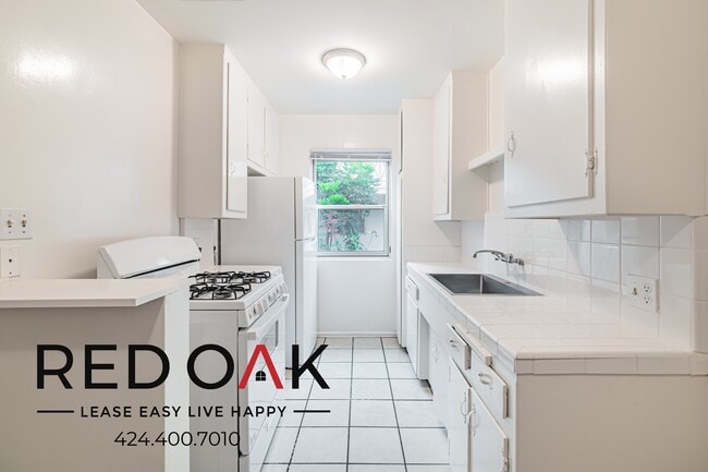 Building Photo - 1533 9th St